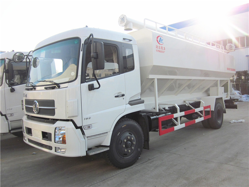 散裝<a href=http://m.jinchen-sh.com/siliaoche/ target=_blank class=infotextkey>飼料車</a>圖片展示