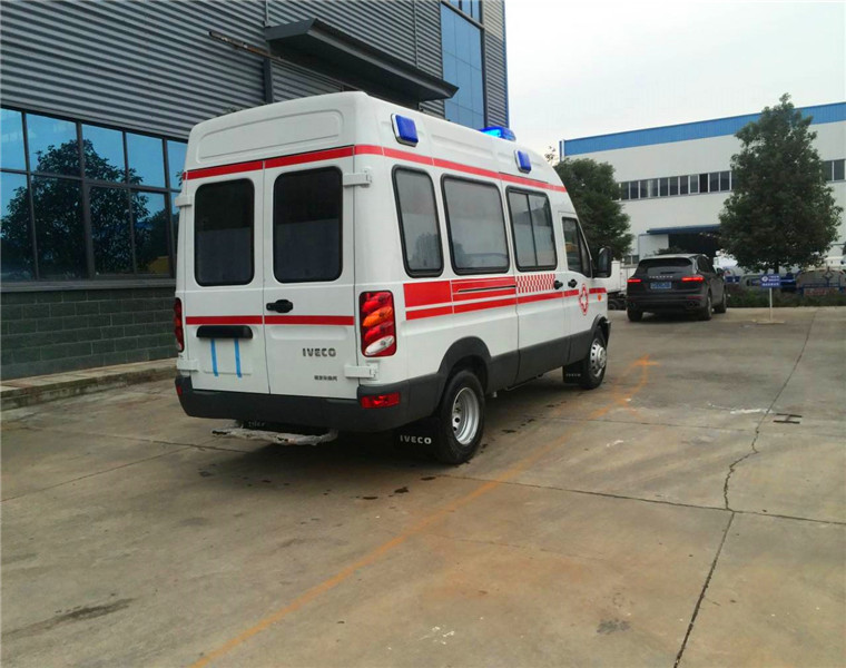 依維柯病人轉運車(國五)圖片2