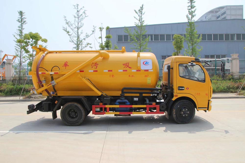 東風(fēng)多利卡D7國六8方吸污車圖片4